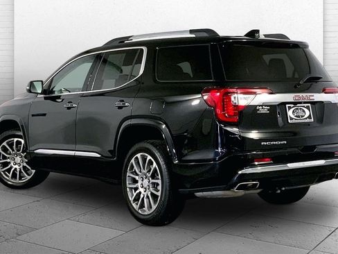 Used 2023 GMC Acadia Denali FWD image 11
