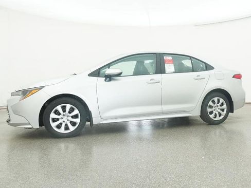 New 2026 Toyota Corolla LE image 24