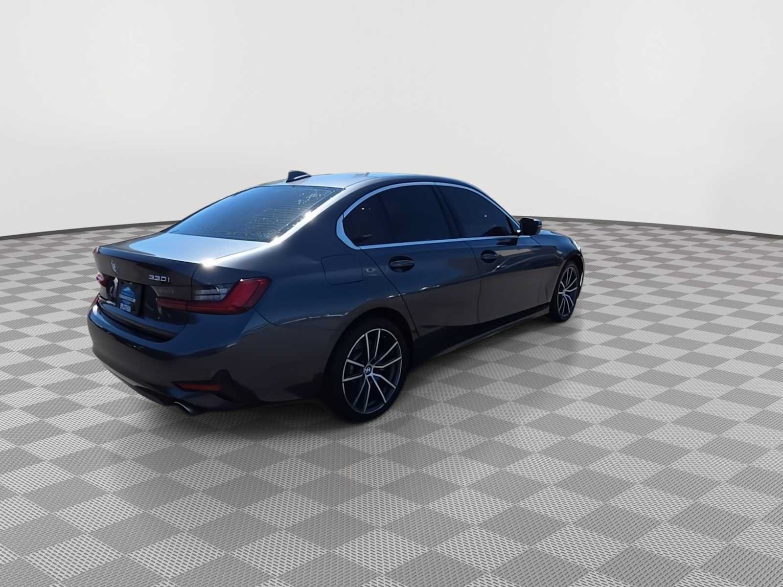 Used 2019 BMW 330i Sedan w/ Driving Assistance Package RWD image 8
