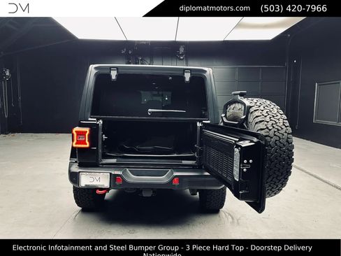 Used 2018 Jeep Wrangler Unlimited Rubicon AWD/4WD image 46