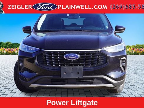Used 2024 Ford Escape Platinum AWD/4WD image 8