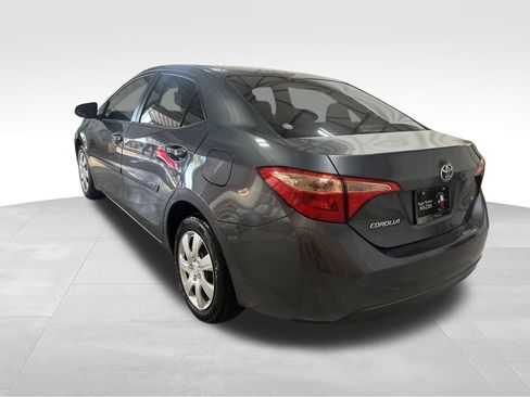 Used 2017 Toyota Corolla LE FWD image 7