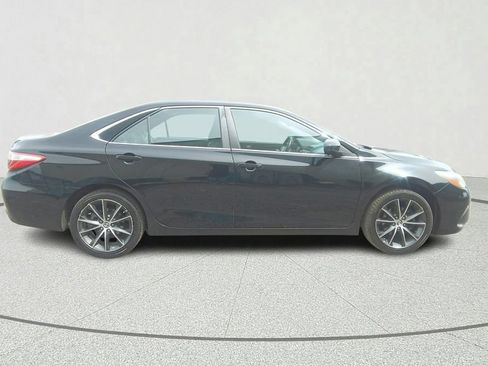 Used 2016 Toyota Camry XSE w/ Moonroof Package FWD image 7