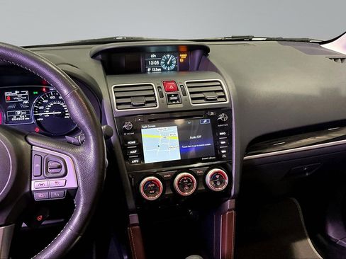Used 2018 Subaru Forester 2.0XT Touring AWD/4WD image 10