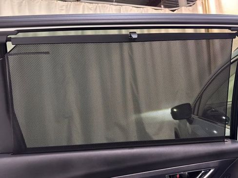 Certified 2022 Subaru Ascent Limited w/ Technology Package image 29