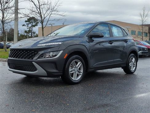 Certified 2023 Hyundai Kona SE w/ Cargo Package image 2