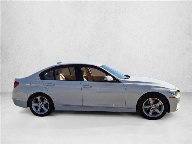Used 2013 BMW 328i Sedan RWD image 4