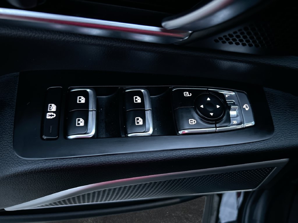 Used 2022 Kia Telluride EX w/ EX Premium Package AWD/4WD image 13