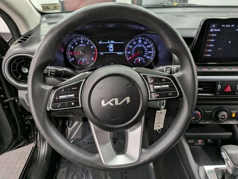 Certified 2022 Kia Forte LXS image 20