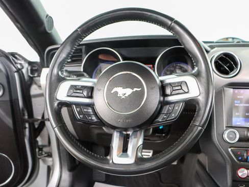 Used 2022 Ford Mustang Premium RWD image 11