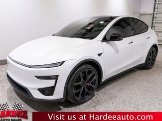 Used 2026 Tesla Model Y Performance AWD/4WD video 2
