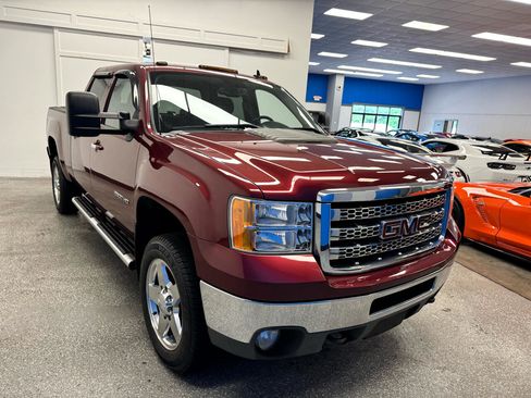 Used 2013 GMC Sierra 2500 SLT w/ SLT Convenience Package image 3