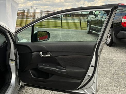 Used 2014 Honda Civic LX image 22