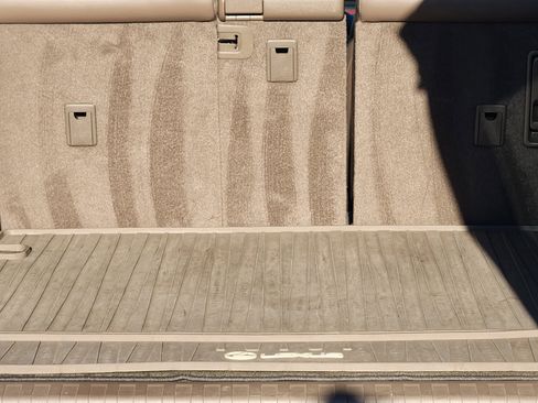 Used 2018 Lexus GX 460 image 39