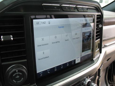 Used 2022 Ford F150 Lariat AWD/4WD image 46
