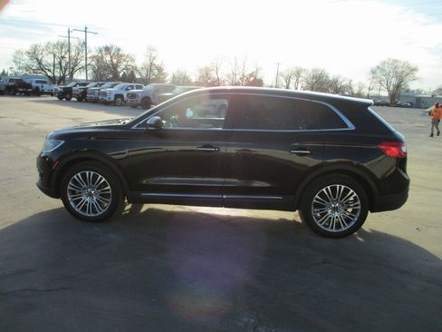 Used 2017 Lincoln MKX Reserve image 8