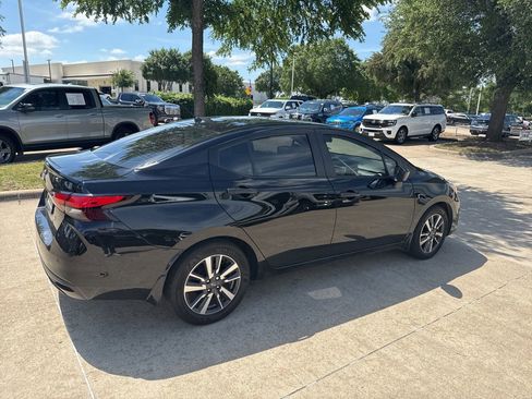 Used 2024 Nissan Versa S w/ S Plus Package FWD image 2