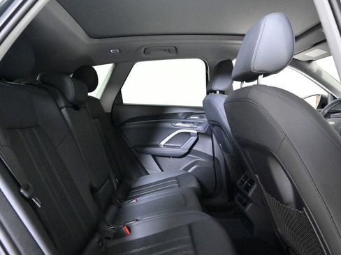 Used 2025 Audi Q5 Premium Plus w/ Premium Plus image 17