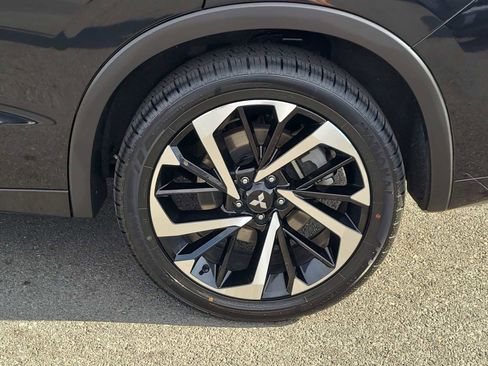 Used 2024 Mitsubishi Outlander SEL image 16