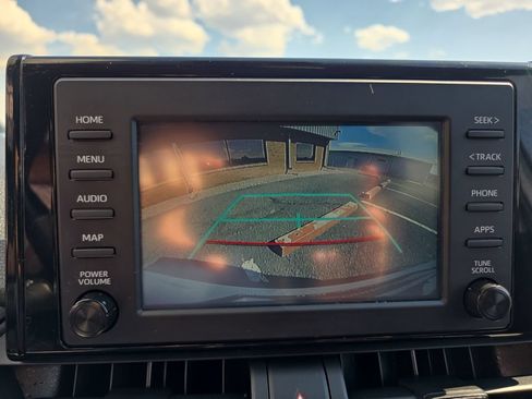 Used 2019 Toyota RAV4 LE w/ All Weather Liner Package AWD/4WD image 22