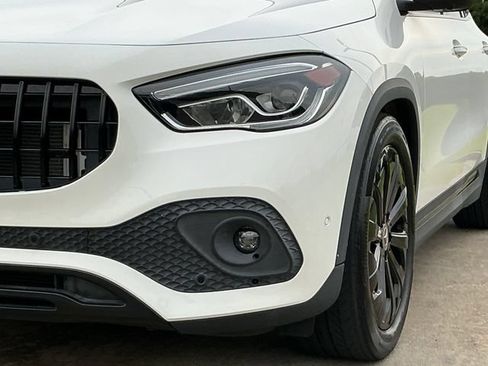 Used 2023 Mercedes-Benz GLA 250 w/ Premium Package image 10