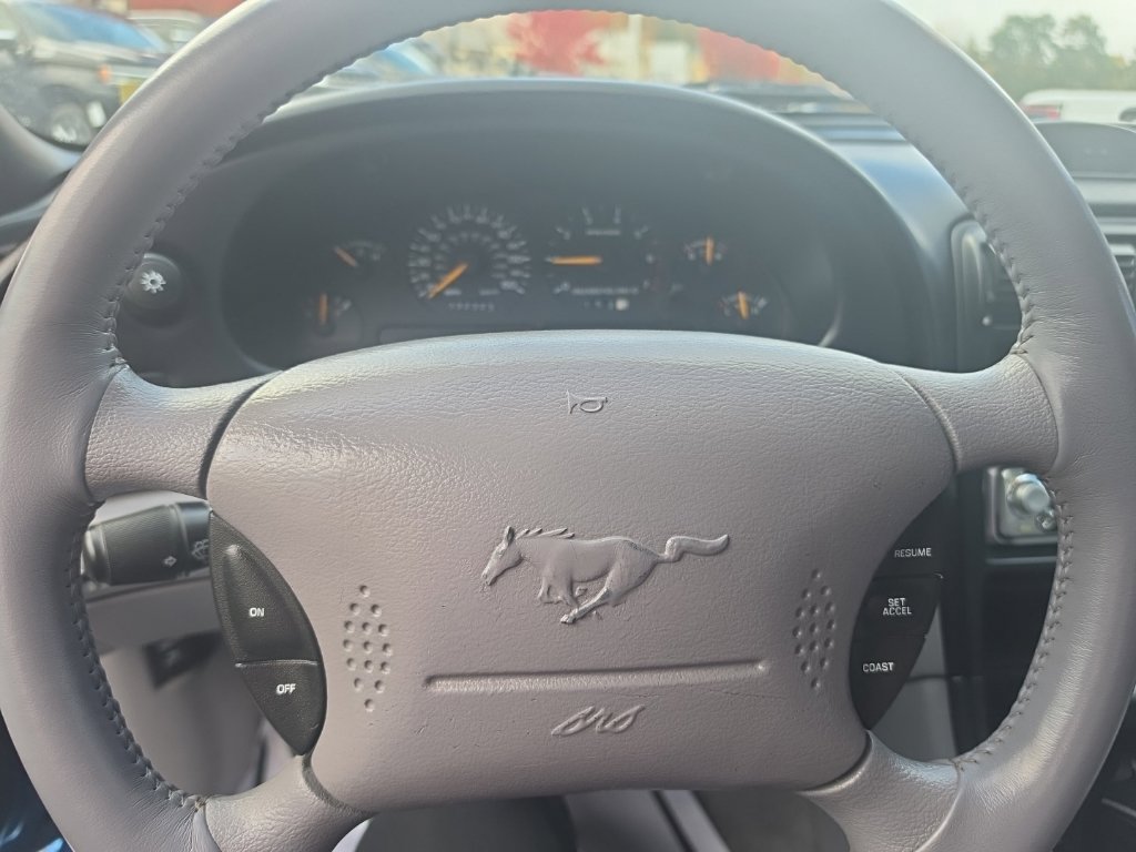 Used 1994 Ford Mustang GT RWD image 18