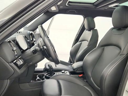 Used 2023 MINI Cooper Countryman S w/ Premium Package image 26