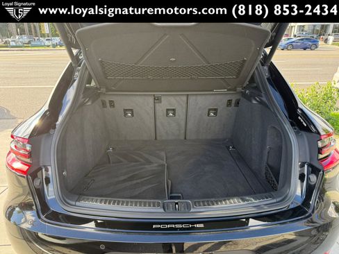 Used 2018 Porsche Macan image 9