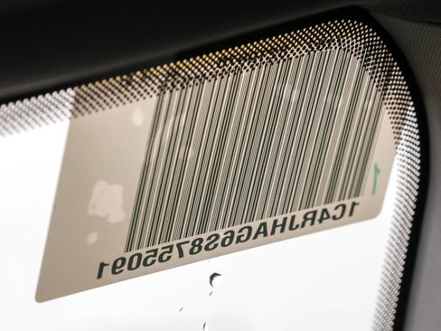 New 2025 Jeep Grand Cherokee Altitude image 31