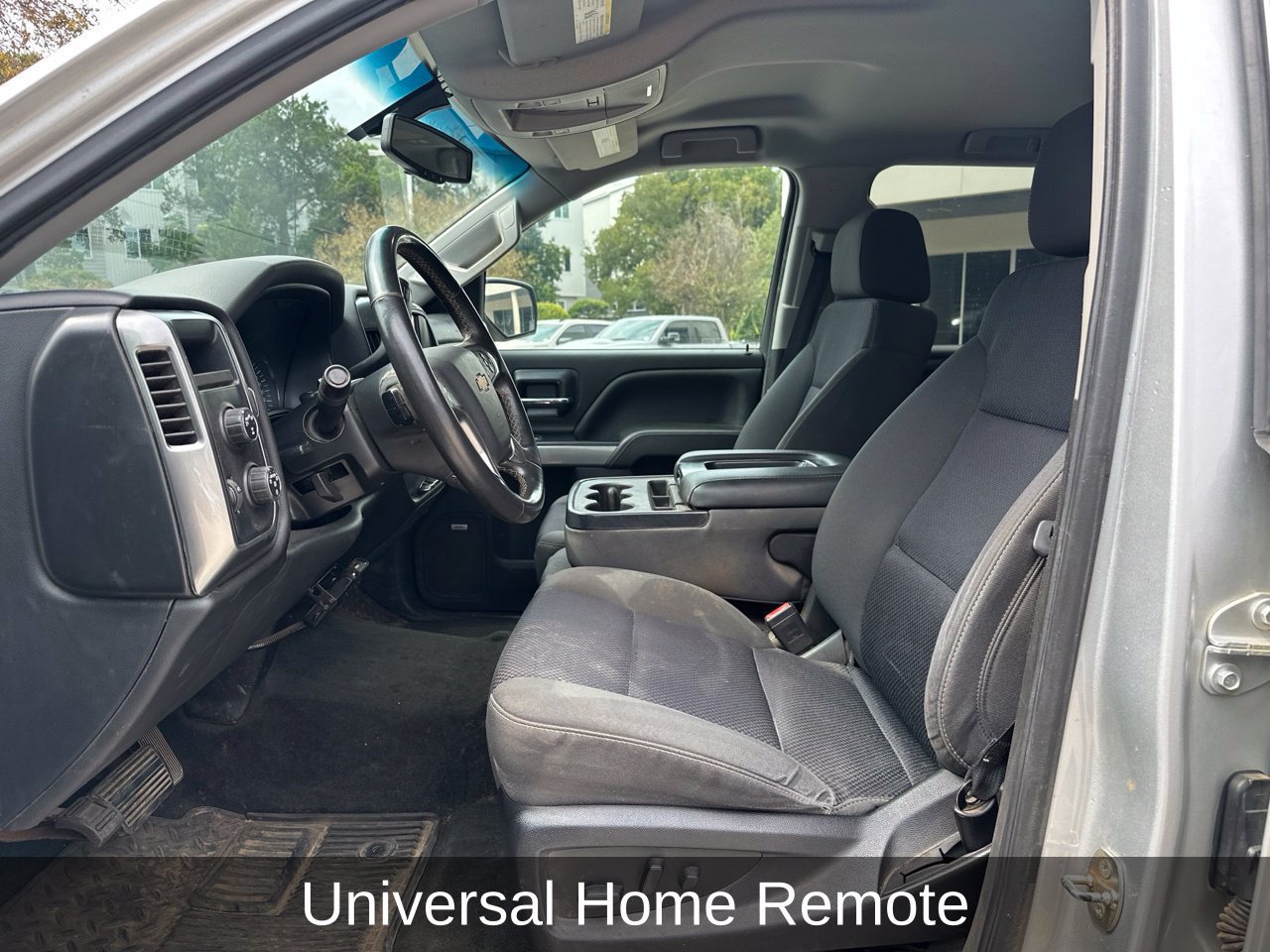 Used 2018 Chevrolet Silverado 1500 LT w/ Texas Edition AWD/4WD image 10