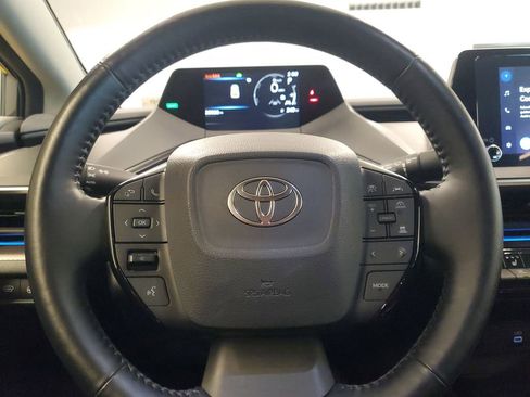 Used 2023 Toyota Prius XLE image 19