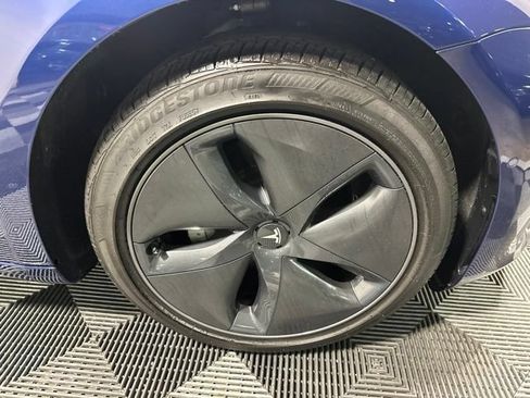 Used 2020 Tesla Model 3 Standard Range Plus RWD image 25