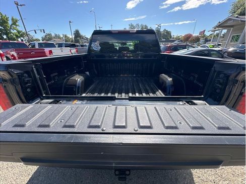Used 2023 GMC Sierra 1500 Elevation AWD/4WD image 7