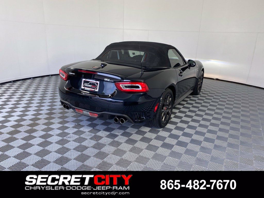 Used 2019 FIAT 124 Spider Abarth w/ Navigation & Sound Group RWD image 7