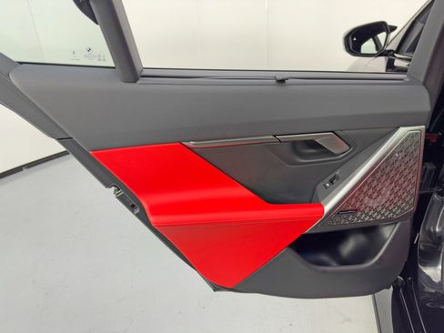 Used 2025 BMW M5 w/ Carbon Package image 47