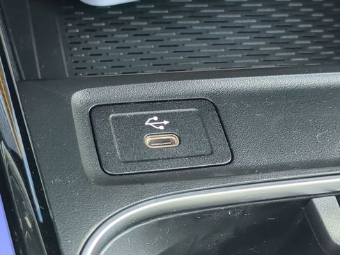 Certified 2026 Mercedes-Benz GLA 250 image 9