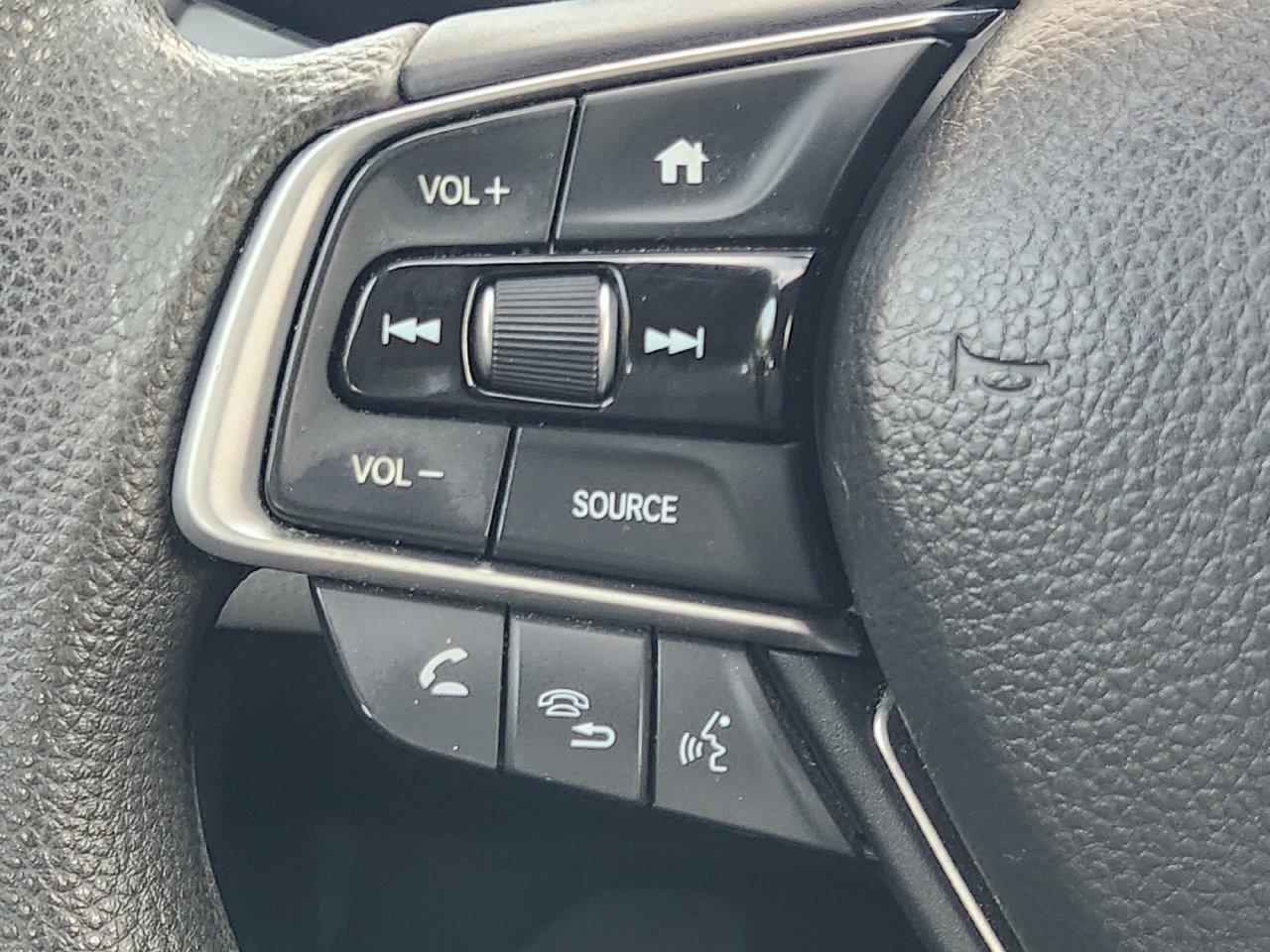 Used 2019 Honda Accord LX image 26