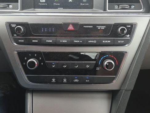 Used 2016 Hyundai Sonata SE FWD image 28