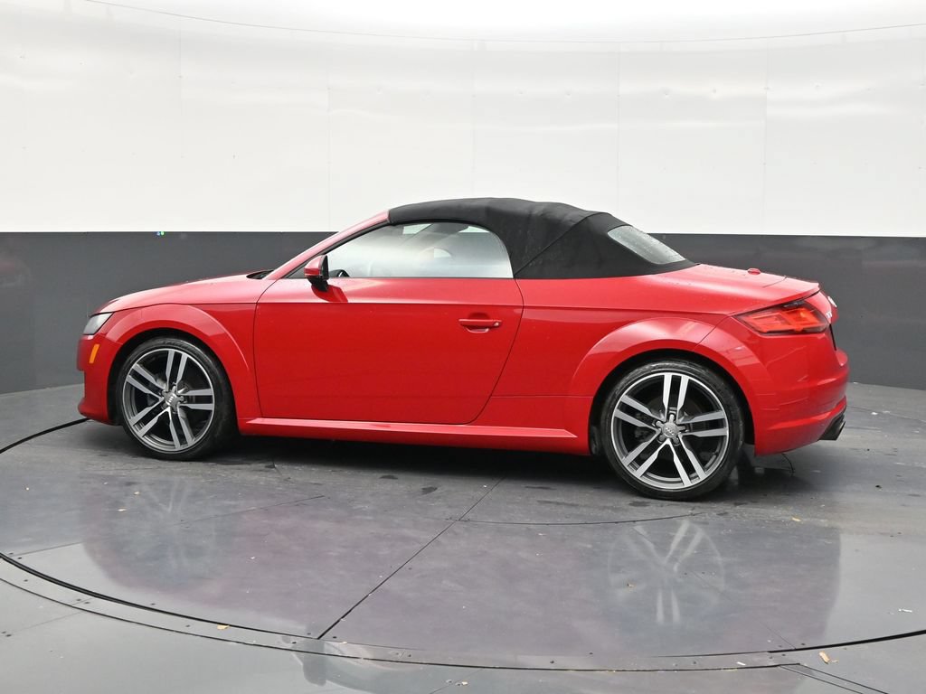 Used 2017 Audi TT 2.0T w/ Technology Package AWD/4WD image 2