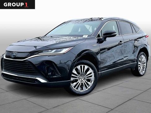 Used 2021 Toyota Venza XLE image 1