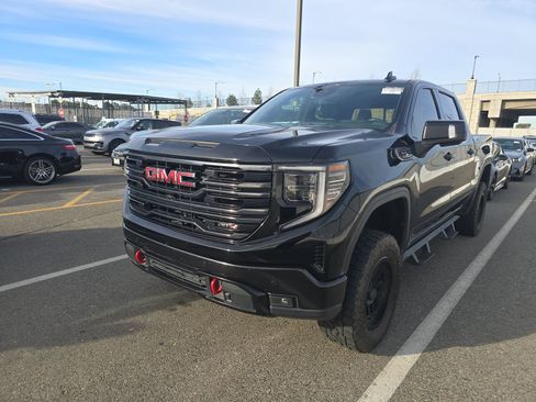 Used 2023 GMC Sierra 1500 AT4 w/ AT4 Premium Package image 3