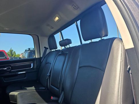 Used 2016 RAM 1500 Laramie AWD/4WD image 17