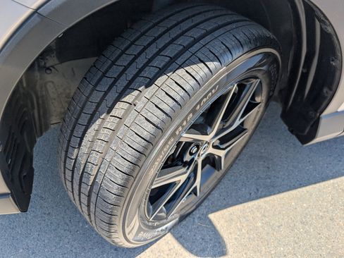 Used 2016 Toyota RAV4 SE image 21