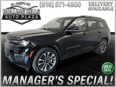 Used 2022 Jeep Grand Cherokee Overland w/ Luxury Tech Group IV
