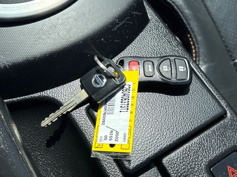 Used 2005 Nissan 350Z Touring RWD image 33
