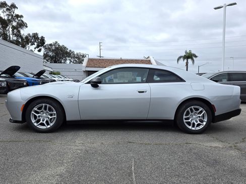 New 2025 Dodge Charger R/T w/ Sun & Sound Package image 2