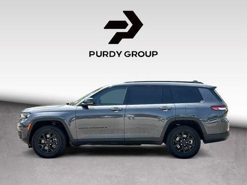 Used 2025 Jeep Grand Cherokee L Altitude RWD image 5
