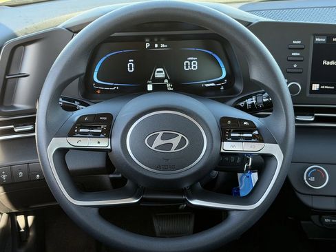 New 2026 Hyundai Elantra SE image 12