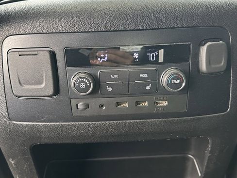 Used 2019 GMC Yukon Denali w/ Open Road Package image 22