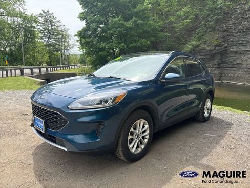Used 2020 Ford Escape SE AWD/4WD image 3